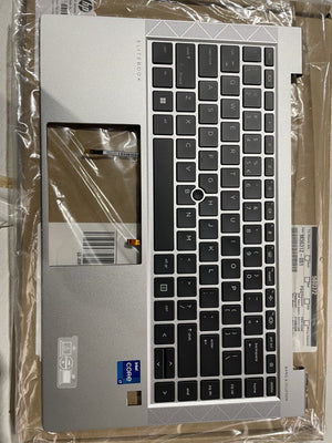 M36312-051 - HP EliteBook 840 G8 TopCover met een i7 Sticker